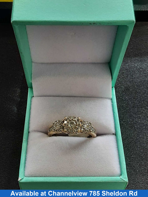 Women's Ring - Yellow Gold 14k (.585) 4.9 grams Size 8.5