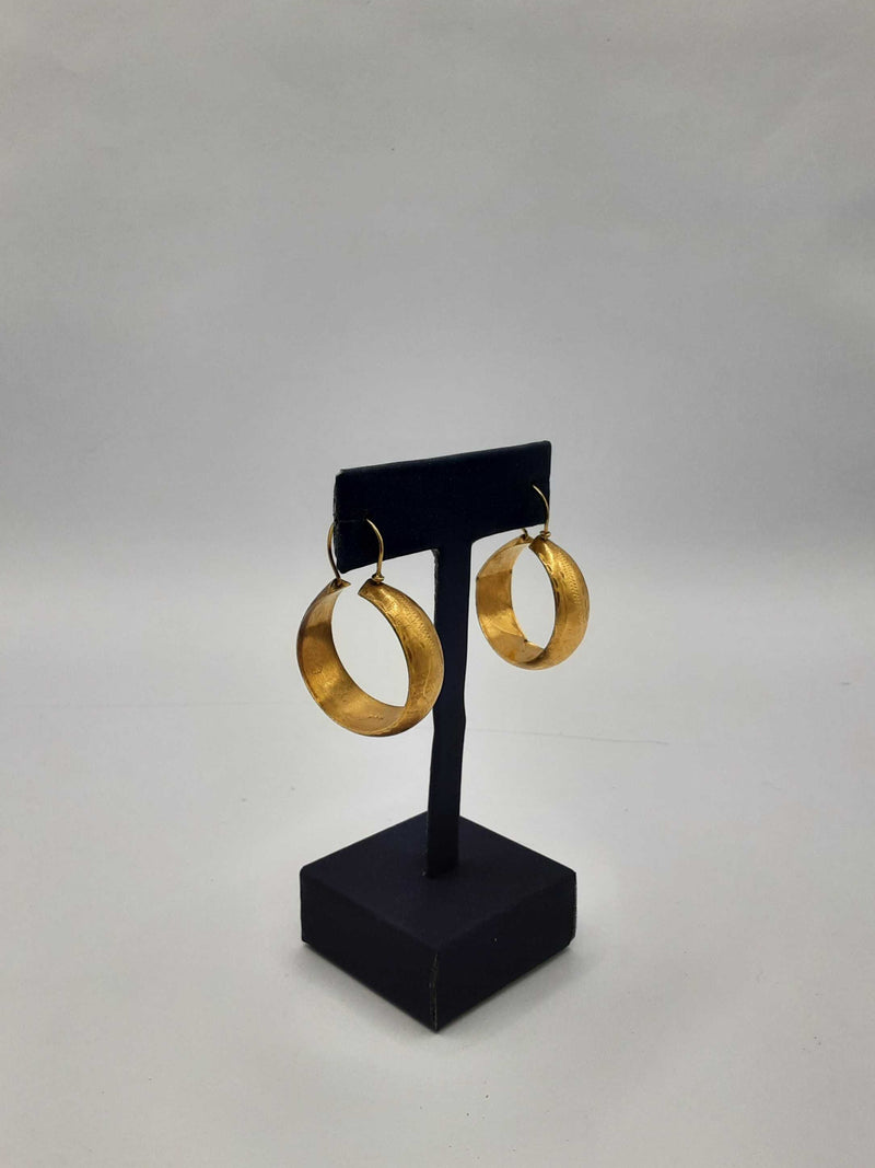 14kt Hoop Earrings